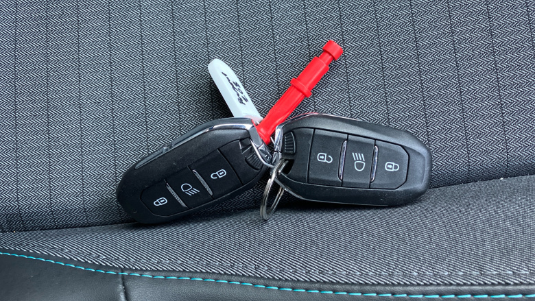 Peugeot 208 1.2 PureTech 100 Allure 5dr Petrol Hatchback